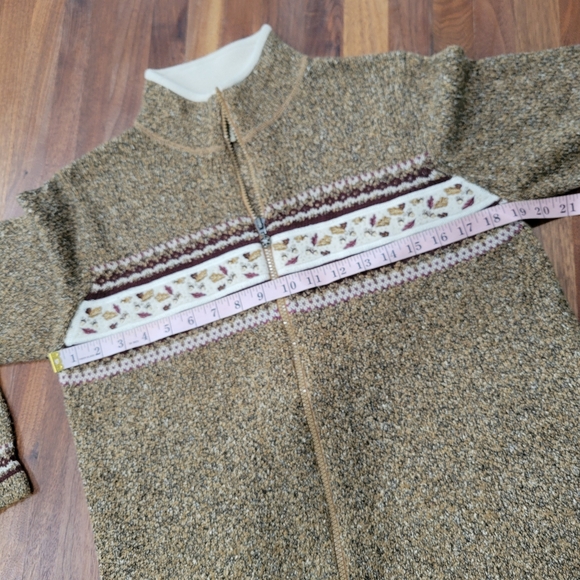 Vintage Woolrich Zip Front Embroidered Fall Motif Sweater Fleece Neckline Medium - Picture 8 of 12